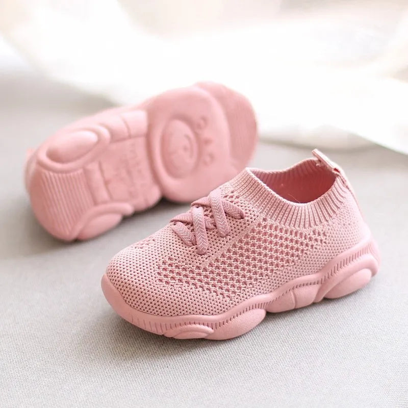 sports shoes for girls and boys